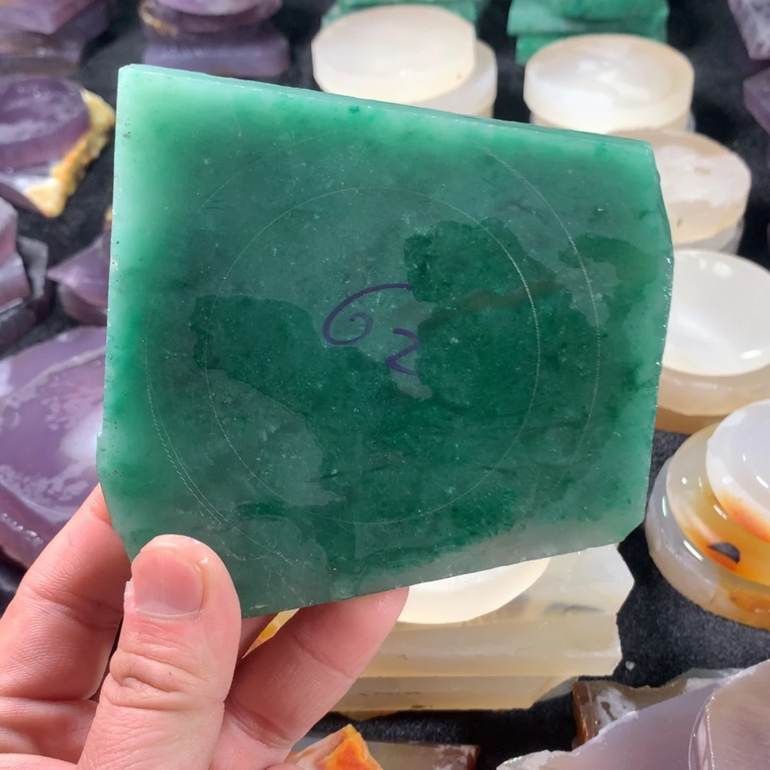 定制石英质玉小**?定制玉石
