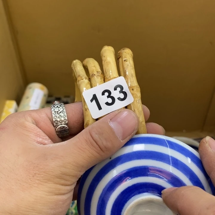 瓷片吞*0哦哦哦哦哦哦哦哦哦