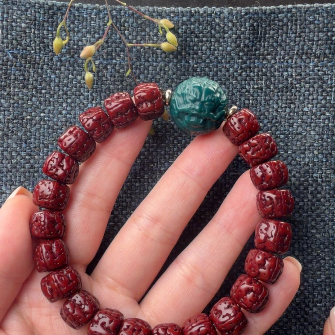 金刚菩提吊坠盘龙