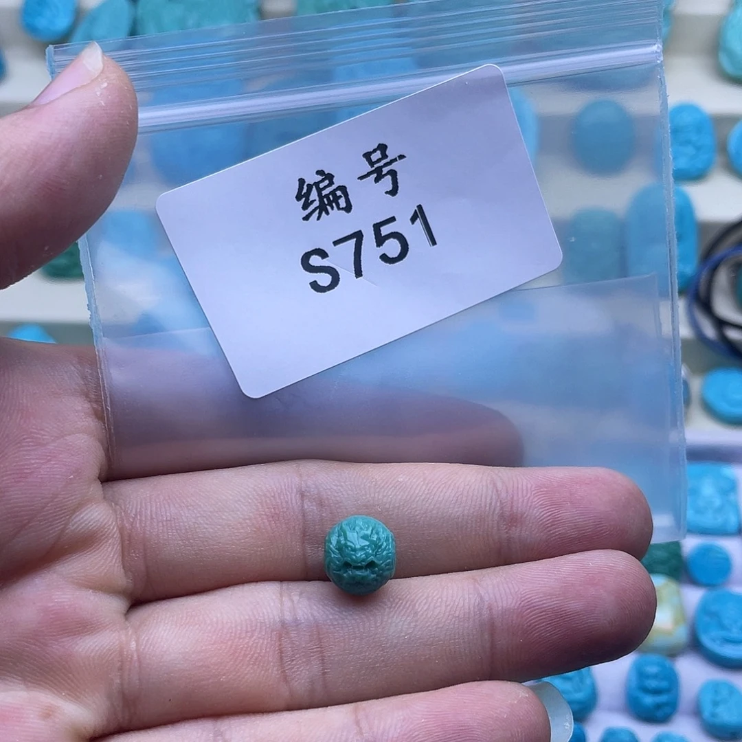 小***炮未镶嵌绿松石珠宝奇石