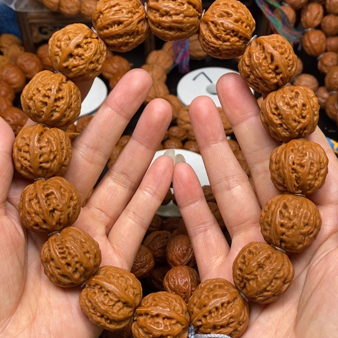 桃核手串麒麟肉筋