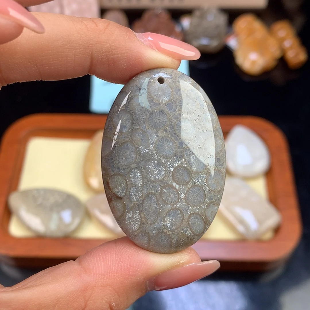 【闪购商品】硅化珊瑚（珊瑚玉）未镶嵌颈饰6号上新吊坠