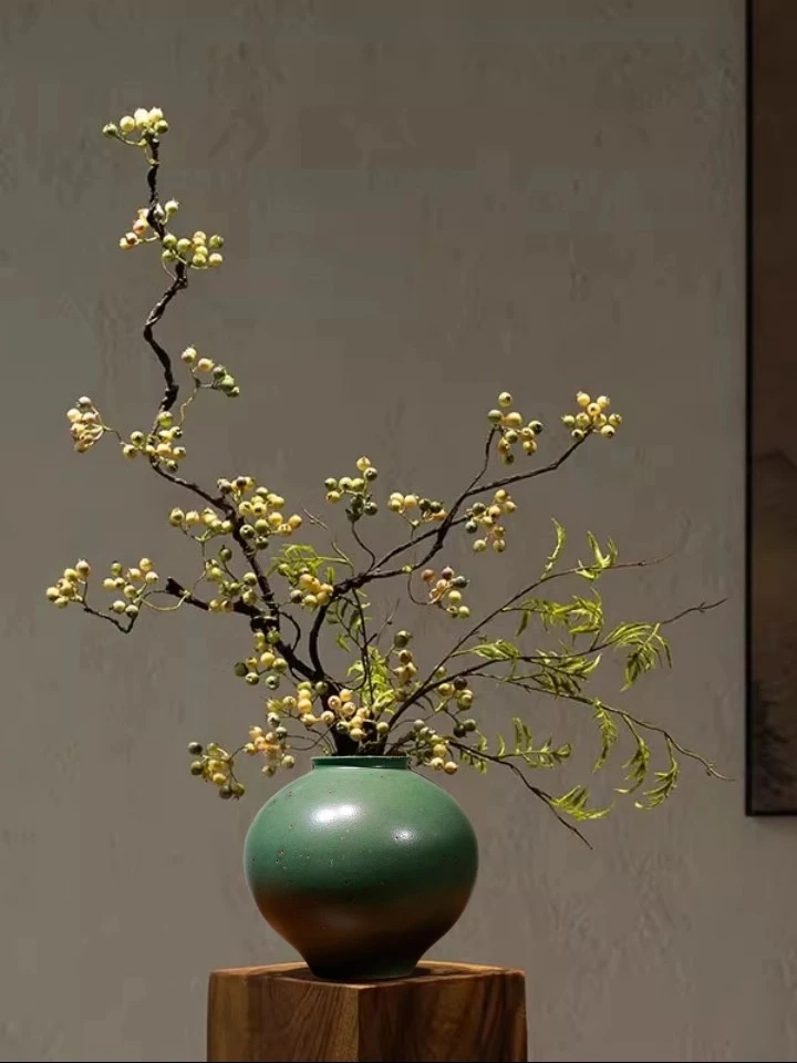 禅意复古陶瓷花瓶新中式宋代美学插花摆件民宿侘寂玄关创意装饰品