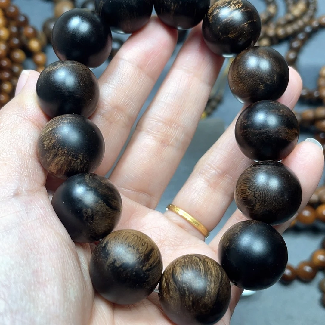 沉香手串白棋瘤疤1.8