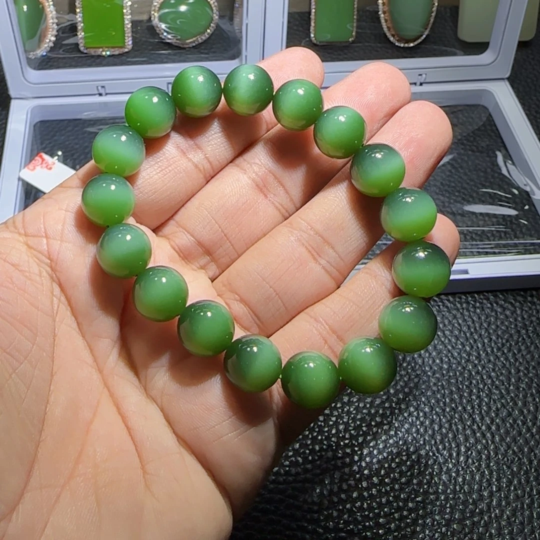 未镶嵌手链和田玉雨**荷