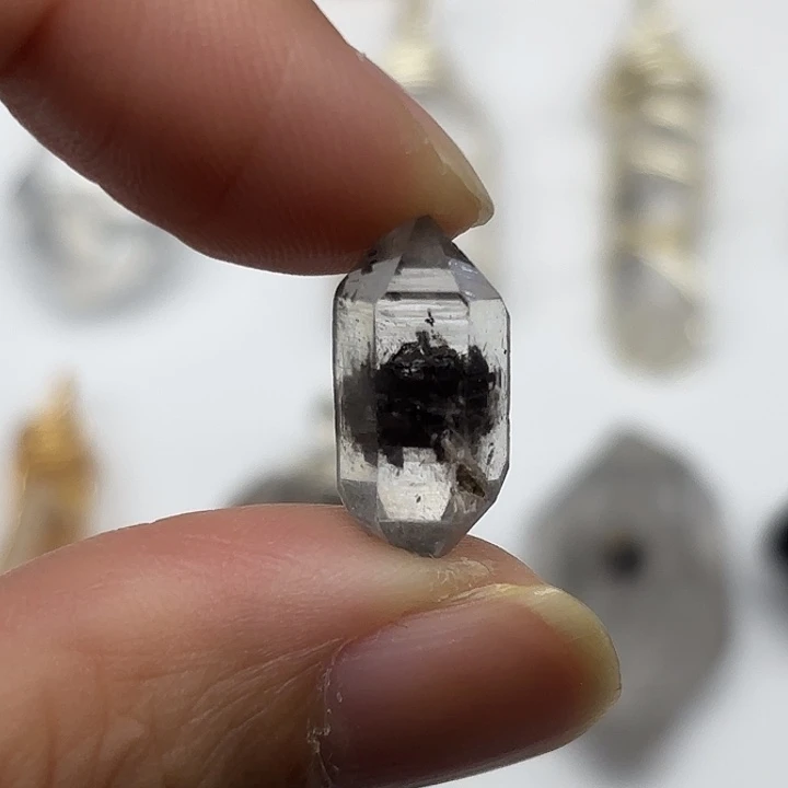 水晶未镶嵌颈饰糖心闪灵钻17mm+