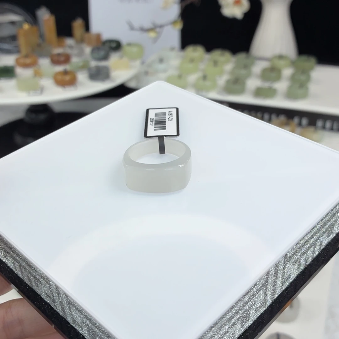 和田玉（糖玉）未镶嵌戒指Q148烟紫马鞍18.0不退换