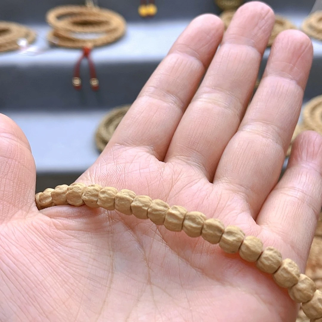 柏香籽/百香籽吊坠走**停