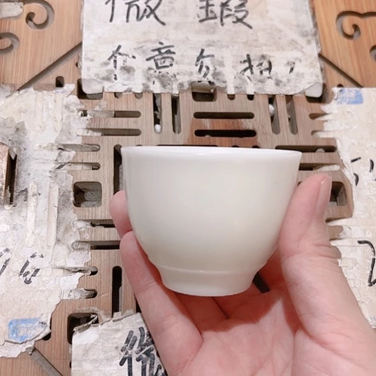 微瑕介意的勿拍，喜欢再下单，谢谢支持