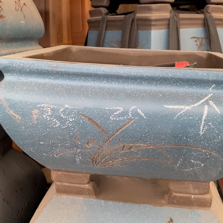 花盆紫砂只顾看手机的日子