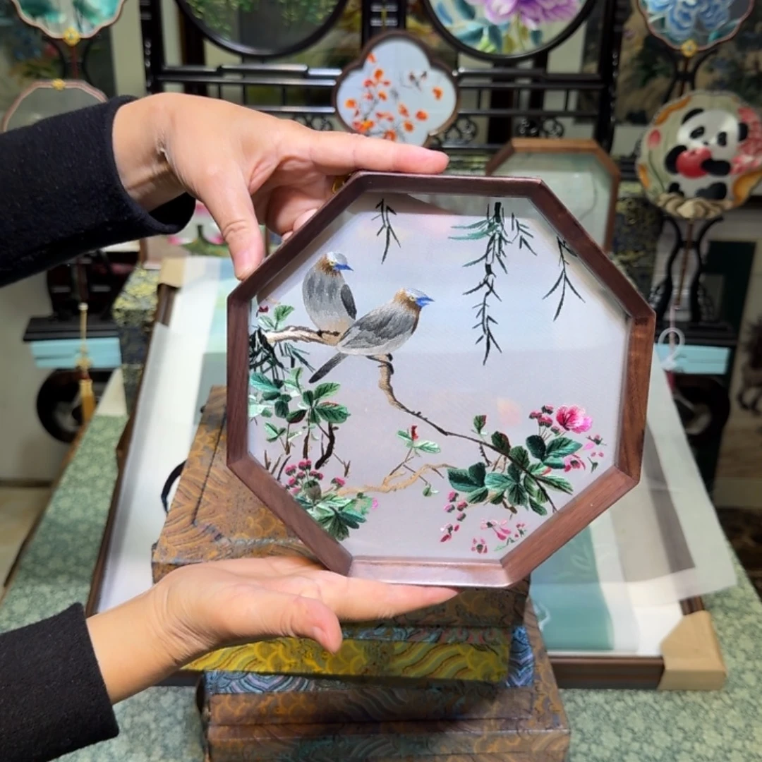 刺绣手工苏绣工艺制作技艺精湛