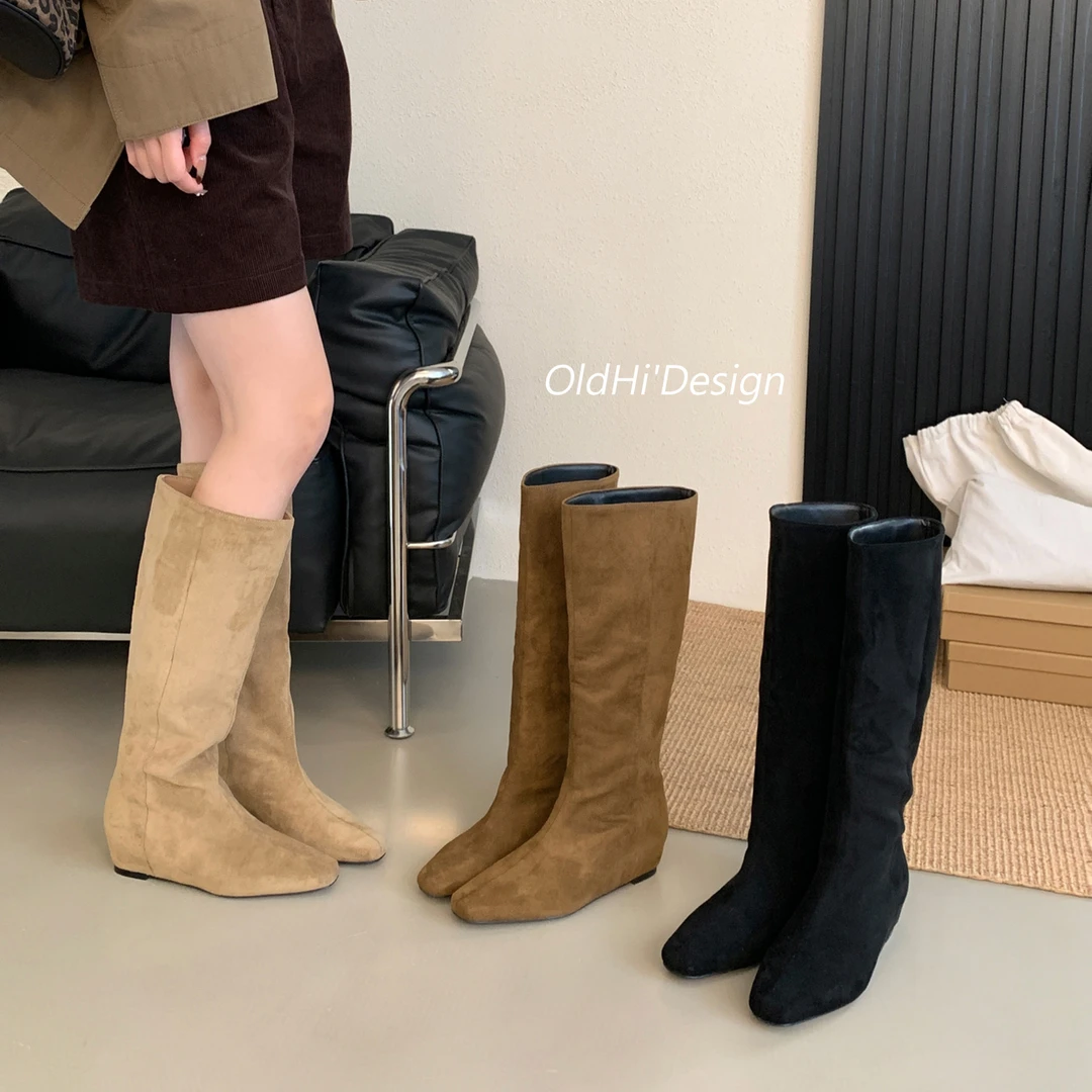 法式小众设计感小方头绒面内增高中筒靴2025新款显瘦粗腿长筒靴