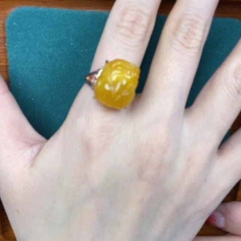 蜜蜡戒指银S925镶嵌戒指