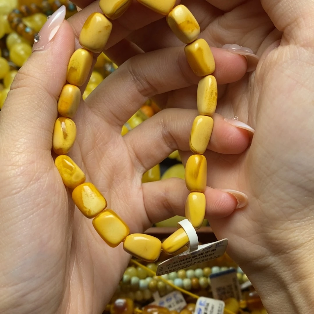 初***心琥珀未镶嵌珠宝奇石蜜蜡