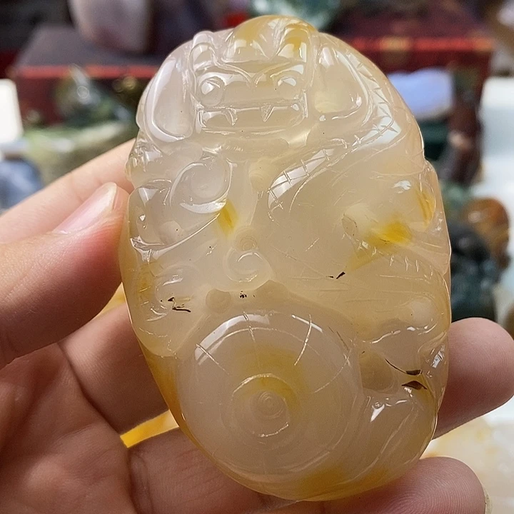 未镶嵌颈饰玛瑙/玉髓