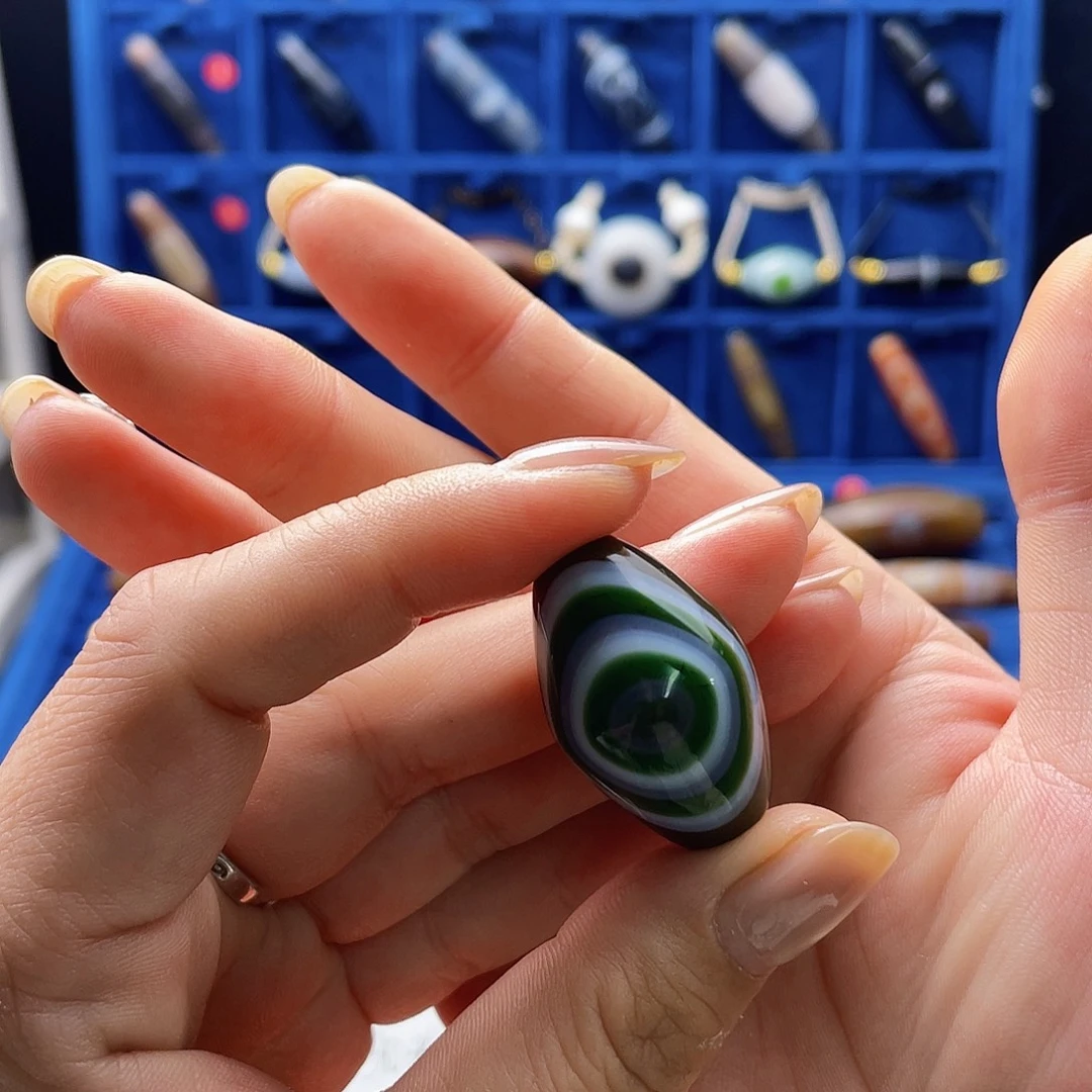 棒***呆玛瑙/玉髓未镶嵌珠宝半成品