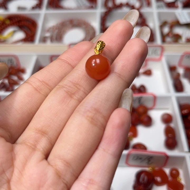 南红玛瑙银S925镶嵌颈饰樱桃红吊坠11mm