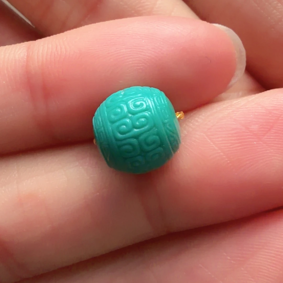 绿松石未镶嵌颈饰