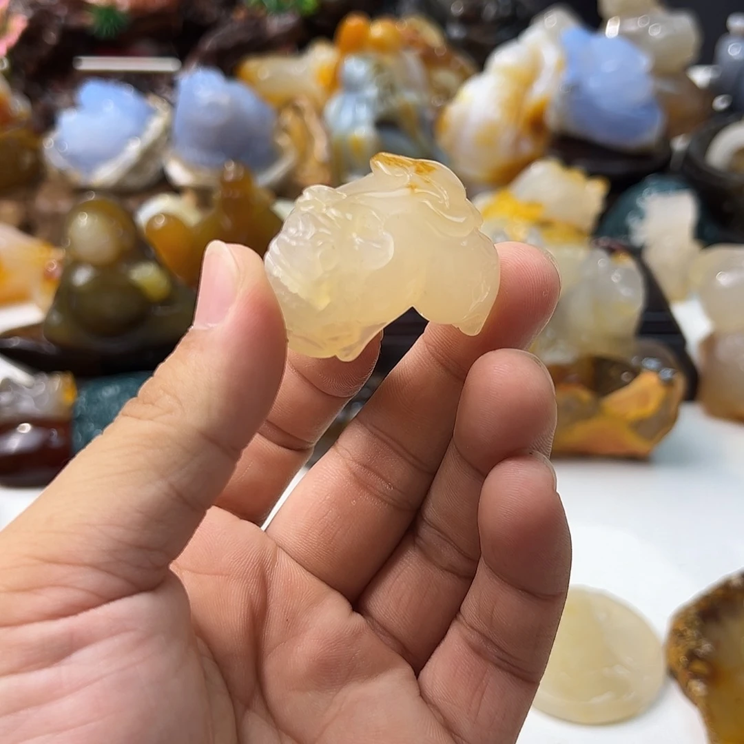 玛瑙/玉髓颈饰未镶嵌