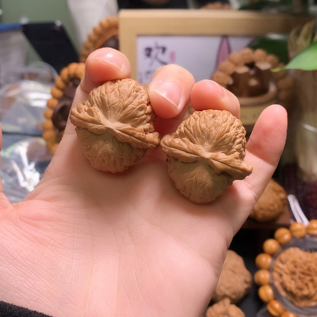 文玩核桃吊坠球白34