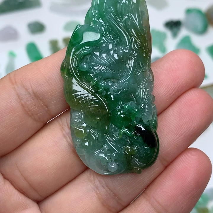 颈饰未镶嵌翡翠大鹏展翅