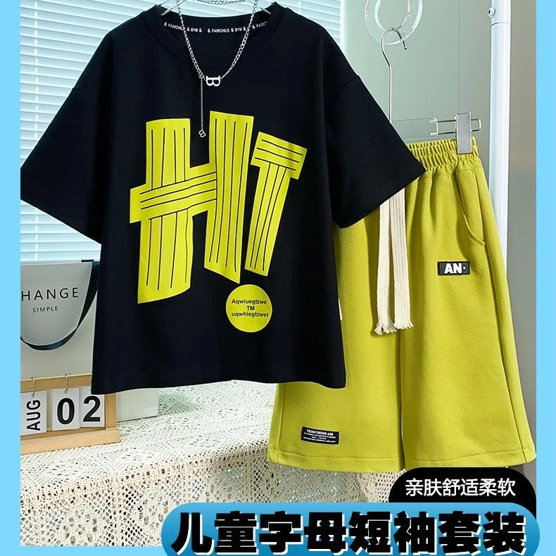 夏季新款男童运动套装韩版中大童短袖上衣五分裤时尚套装