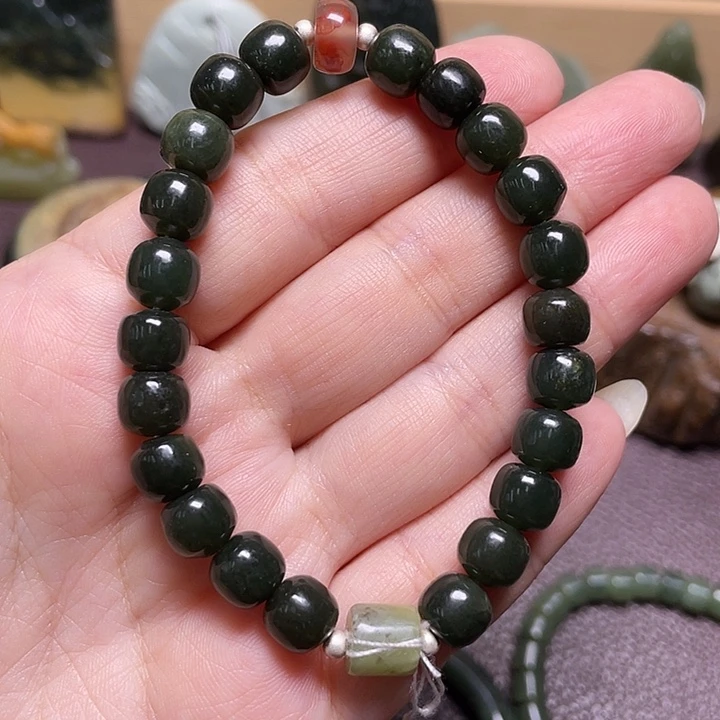 岫岩河磨玉（透闪石质玉）未镶嵌颈饰