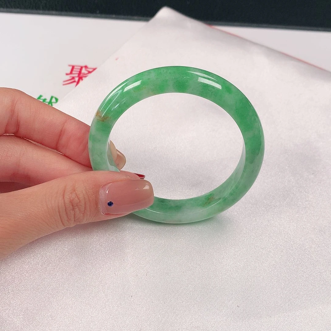 未镶嵌手镯翡翠702