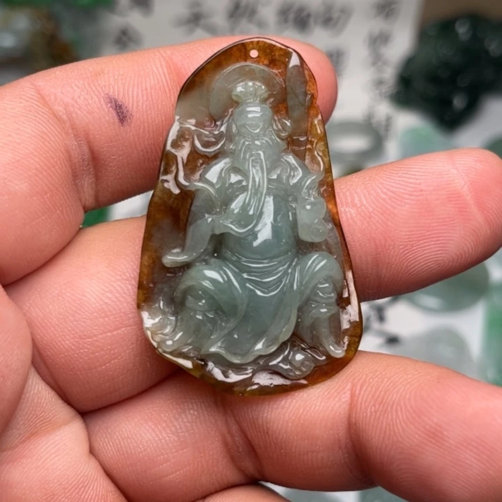 翡翠未镶嵌颈饰武财神