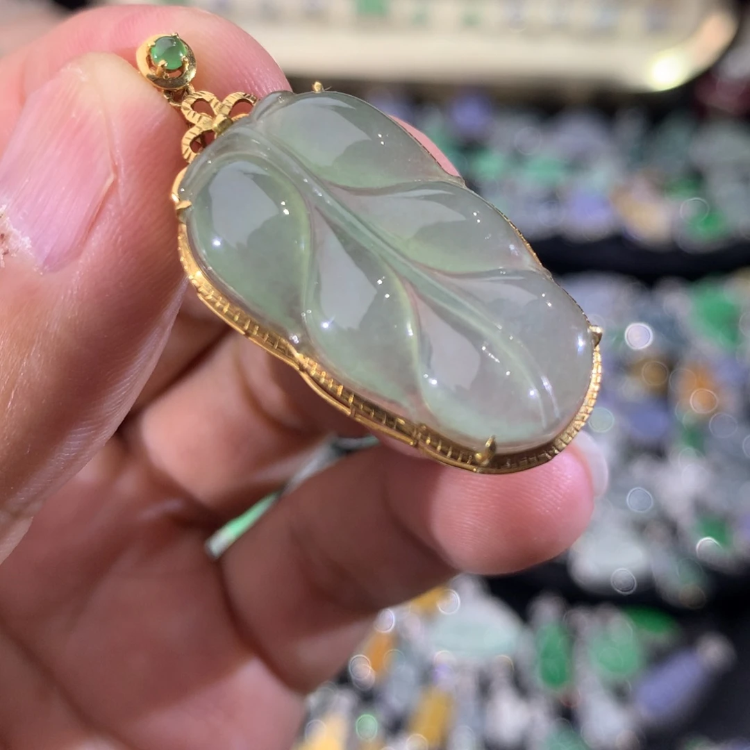 翡翠18K金镶嵌吊坠(不含链)