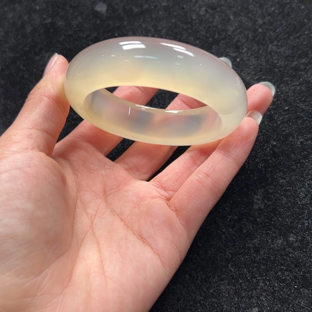 手镯玛瑙/玉髓未镶嵌