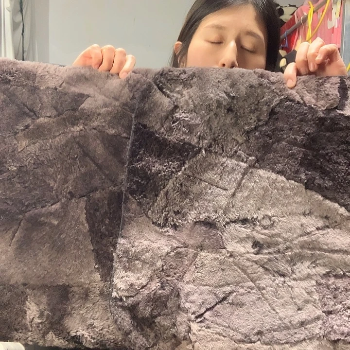 郑***地羊毛羊皮毛一体615微瑕疵品