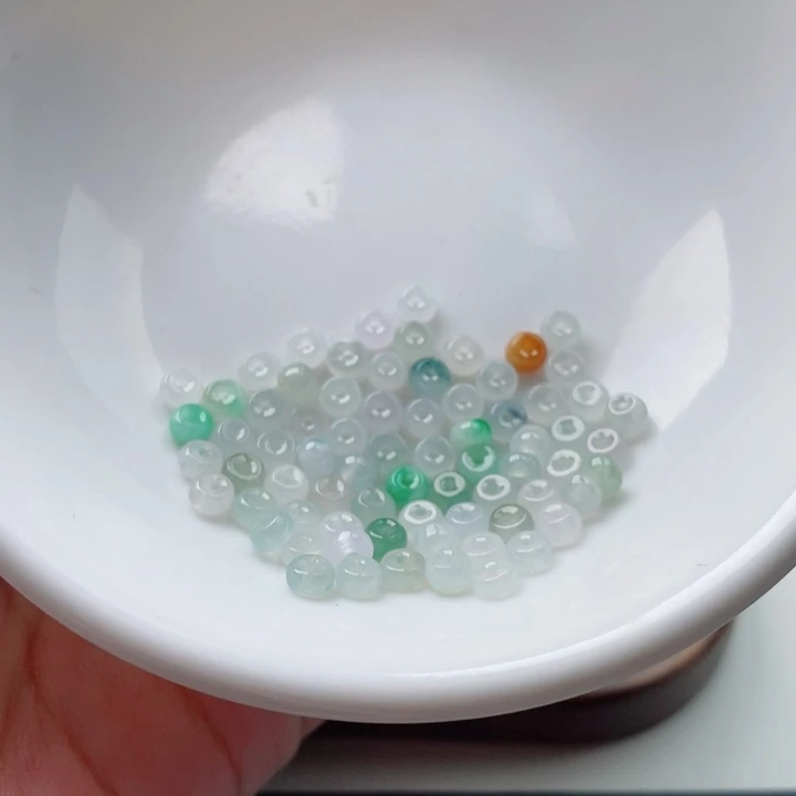 翡翠未镶嵌手链配饰