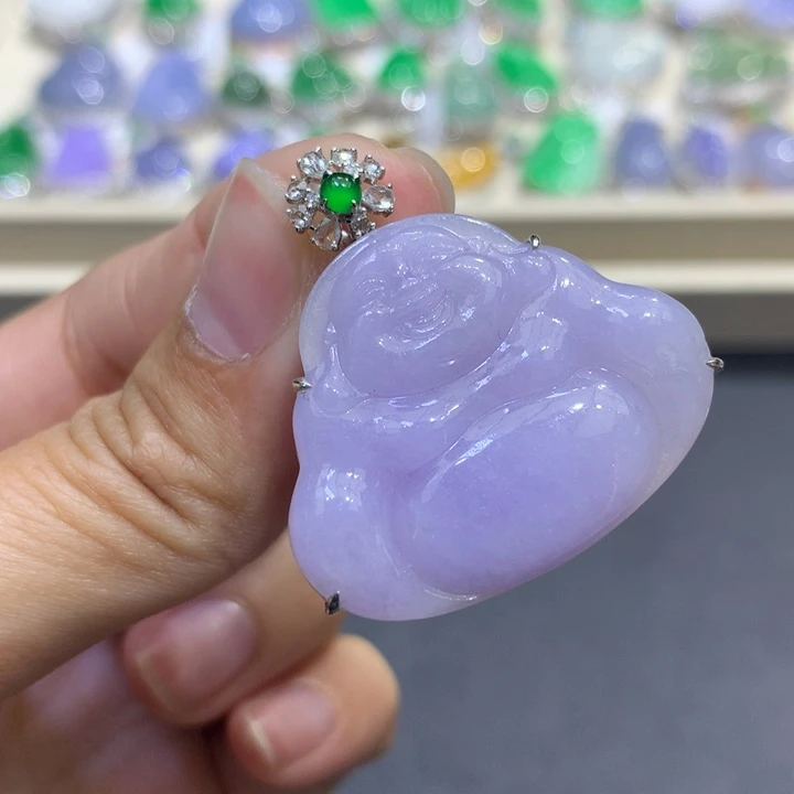 翡翠颈饰18K金镶嵌翡翠