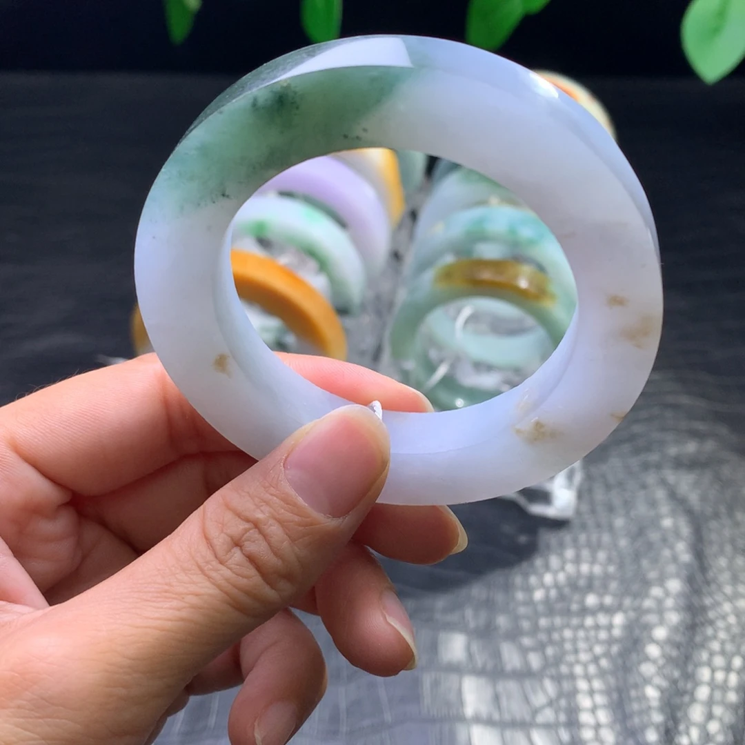 定制翡翠未镶嵌手镯