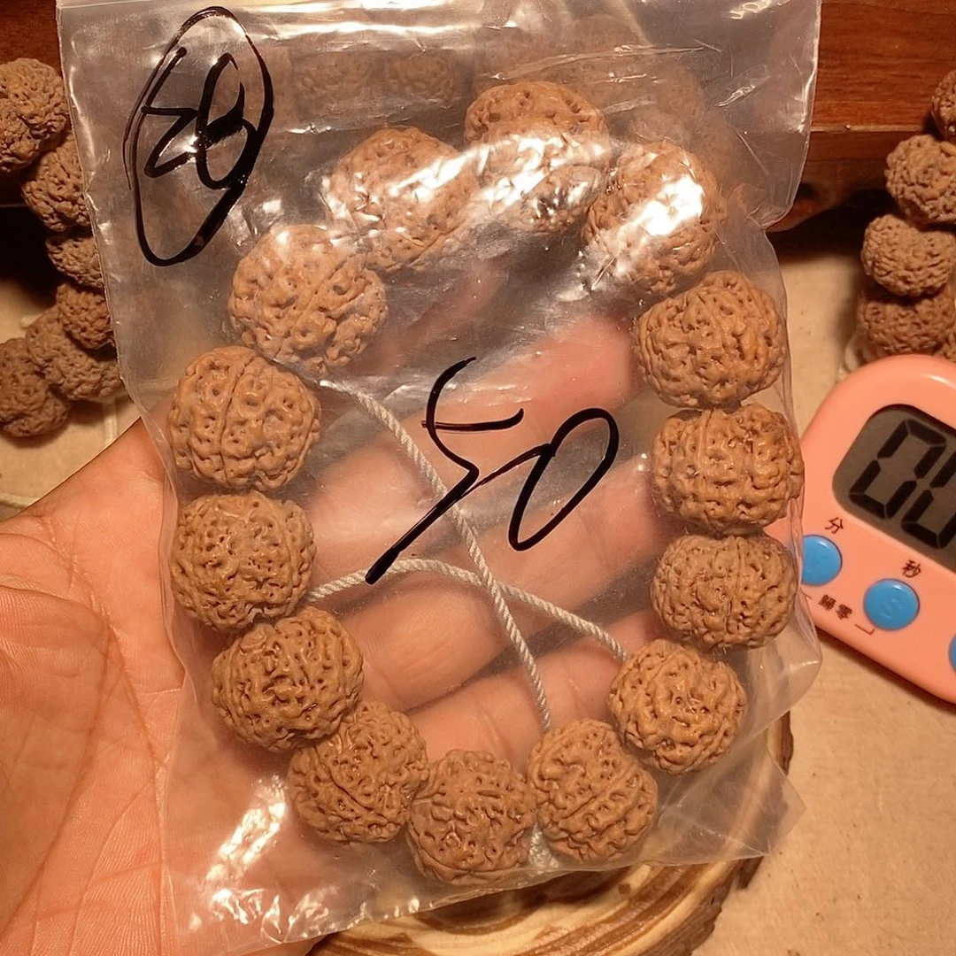 手串金刚菩提龍**舞26。
