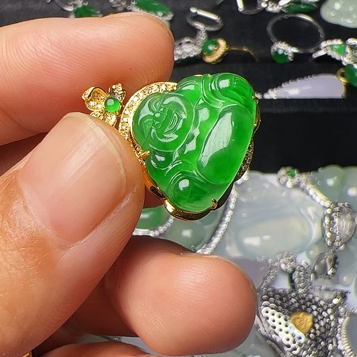 吊坠(不含链)18K金镶嵌翡翠