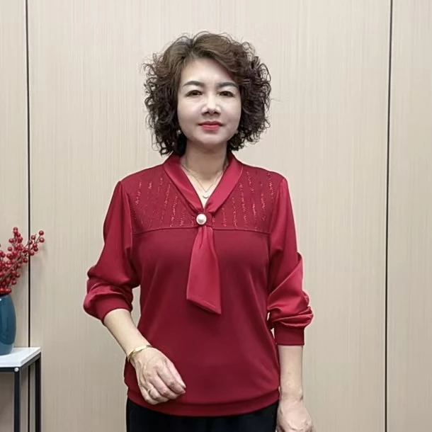 2025秋季时尚减龄洋气显瘦遮肚长袖百搭气质休闲宽松妈妈装