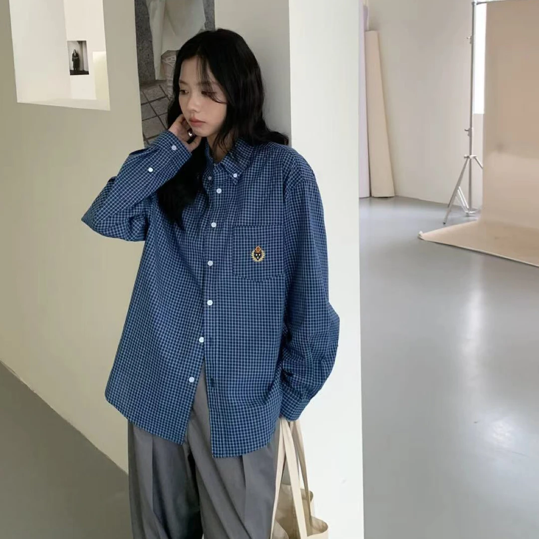 韩国面料复古蓝色格子衬衫女春秋外搭宽松休闲风格上衣
