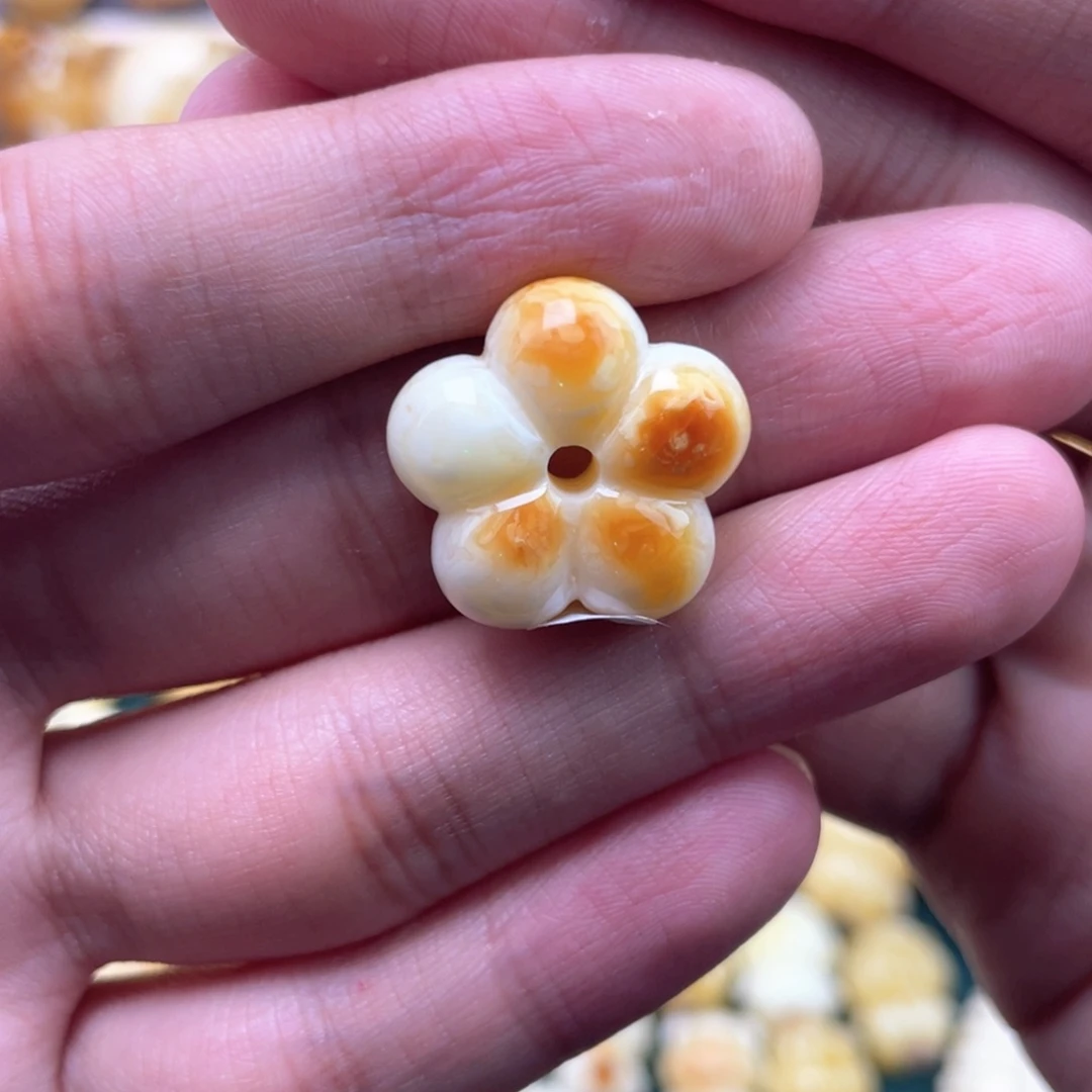 安***月琥珀未镶嵌裸石蜜蜡