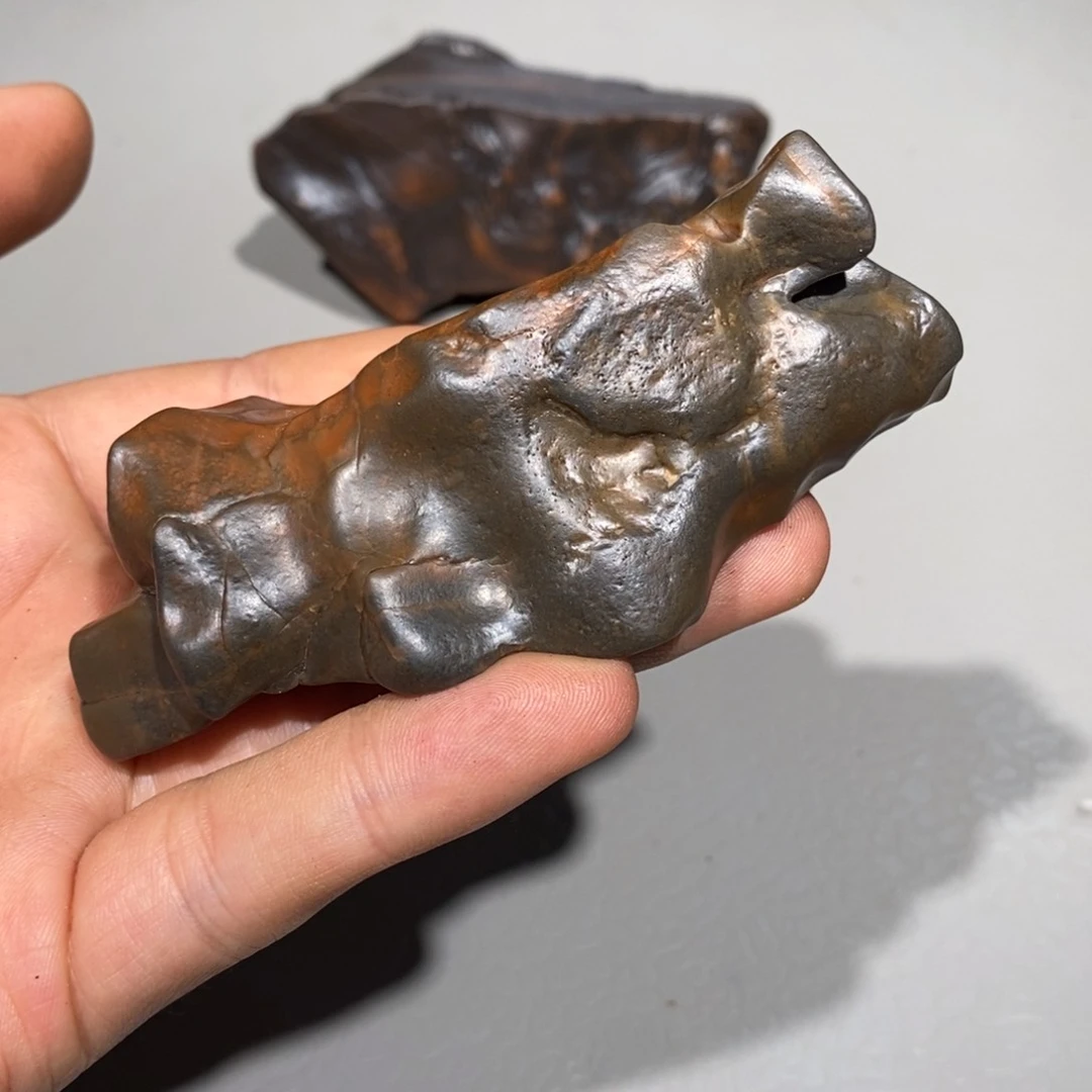 玛瑙/玉髓车挂合金神*人800