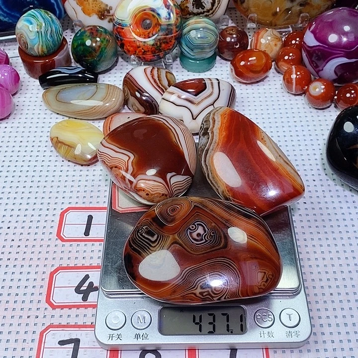 润***玛瑙/玉髓未镶嵌珠宝奇石