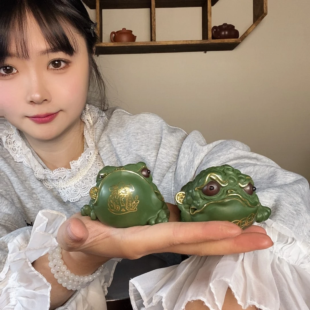 紫砂茶宠爱***麦绿泥金蟾……