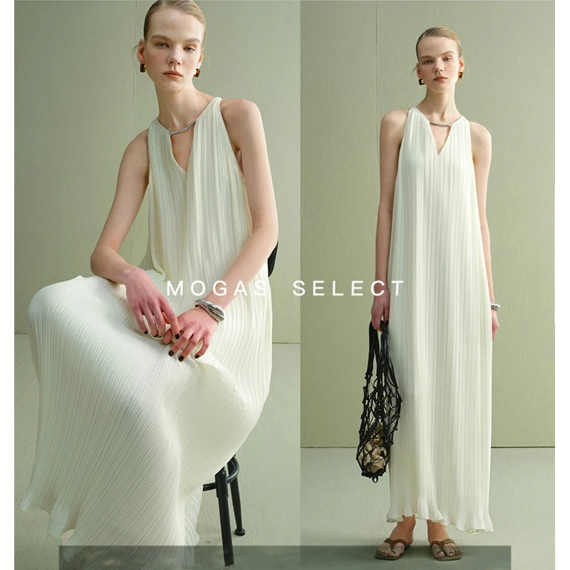 重工高定灵动百褶V领连衣裙女夏高级感轻奢宽松显瘦无袖背心长裙