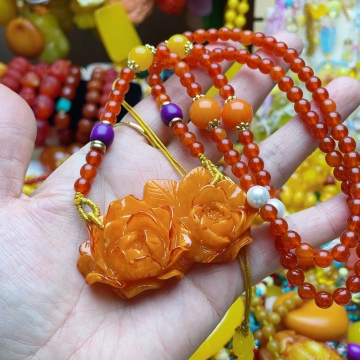 丽***窦无非金属64号雕花项链