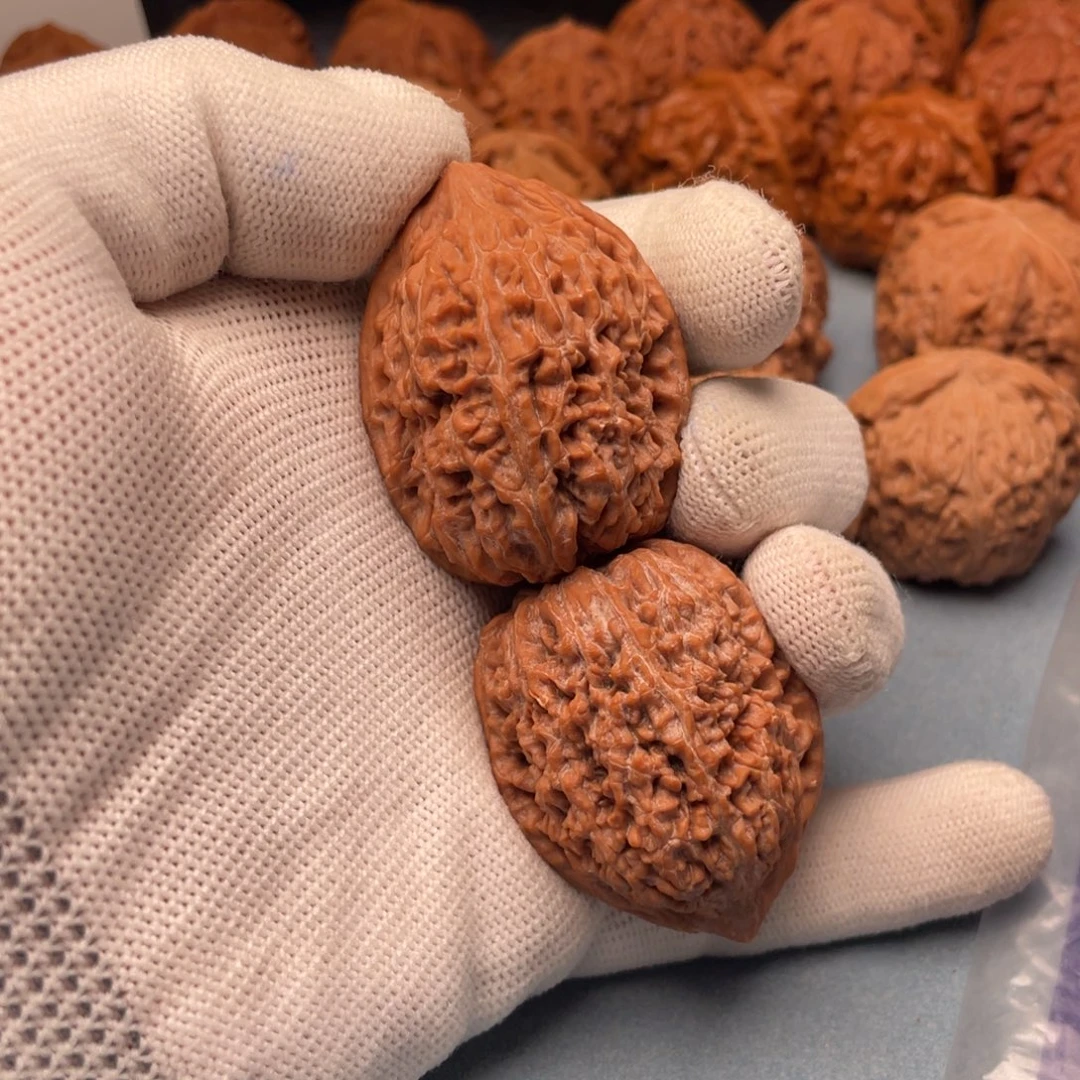 吊坠桃核大蒜头38