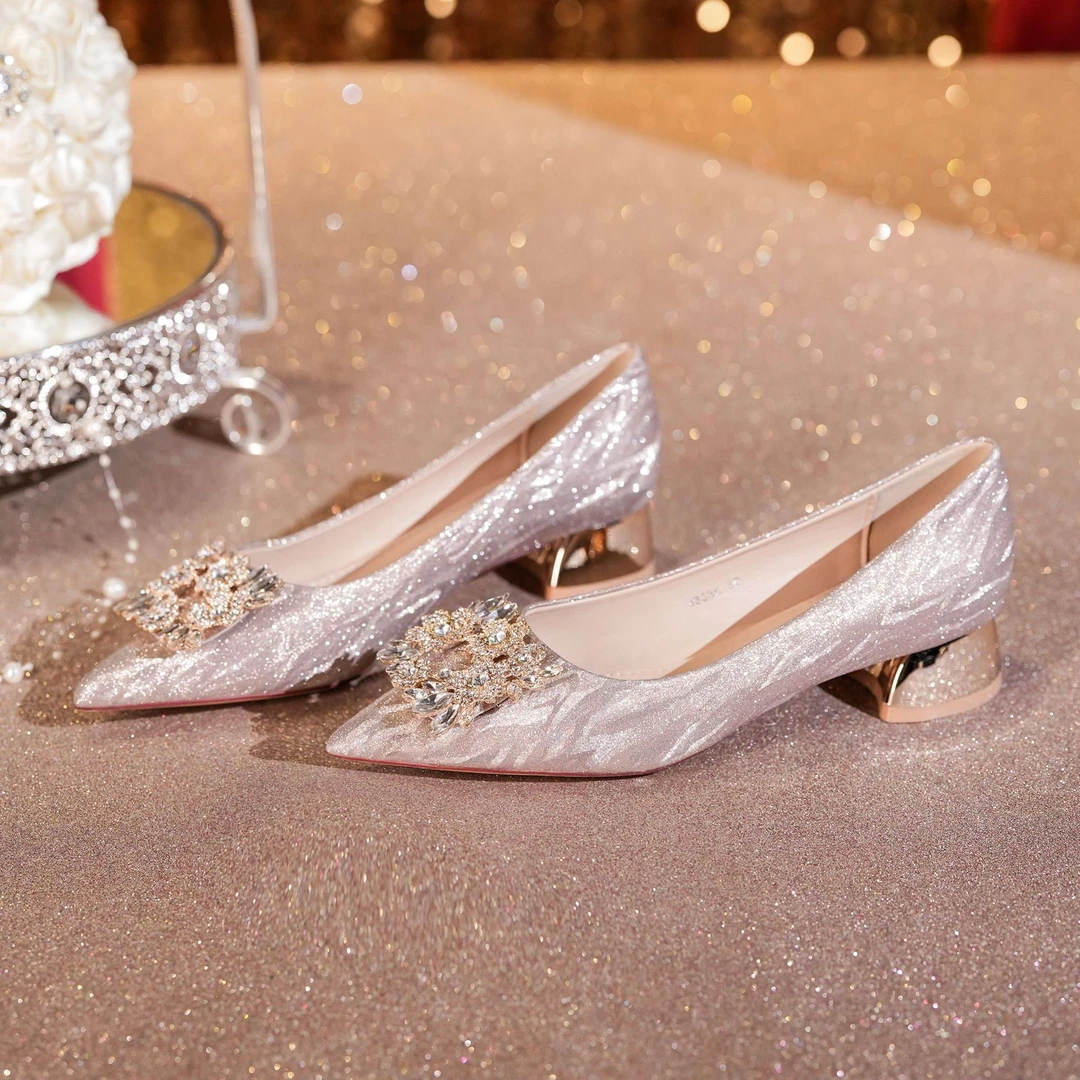 高跟鞋女单鞋粗跟水钻虎皮纹超纤气质百搭细跟法式结婚银色尖头