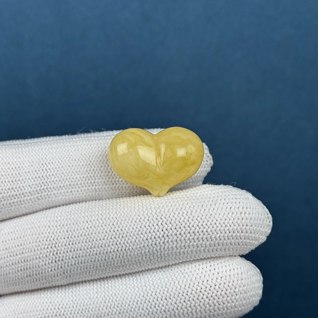 F4101天然蜜蜡 满蜡屁桃爱心 22.9*16.6*10mm支持复检假一罚十