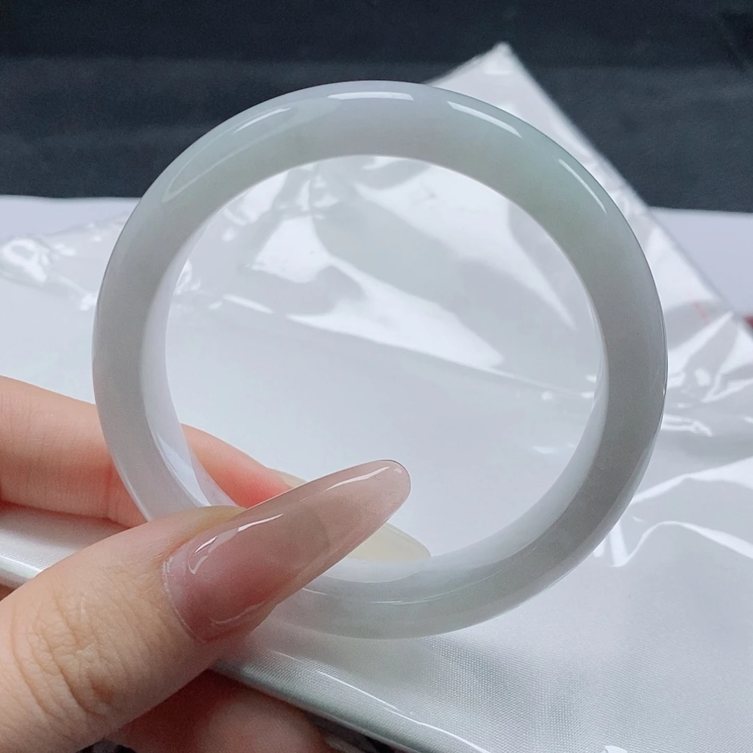 【闪购商品】未镶嵌手镯翡翠414号有纹裂