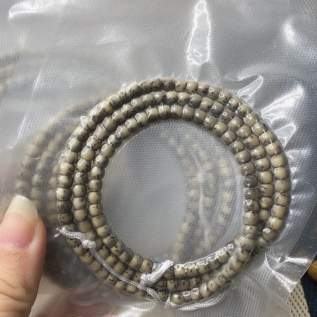 吊坠星月菩提石玉直切河豚长串54